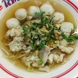 ก๋วยเตี๋ยวโกเด้งปากซอยเฉลิมพระเกียรติ48