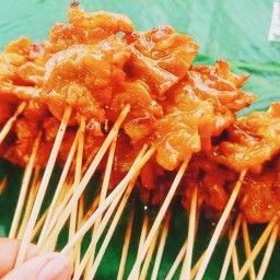 หมูปิ้งโบราณแม่ทองจันทร์เอ็มเอซ-รามอินทราซอย67แยก3 หน้า7-11