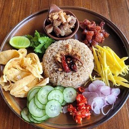 ข้าวคลุกกะปิ