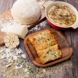 Cheesy Garlic Bread