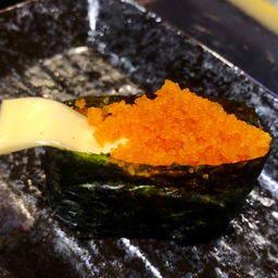 ซูชิไข่กุ้งชีส