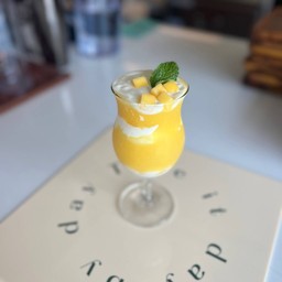 Mango-Yogurt Frappe