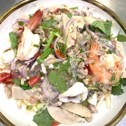 ยำเส้นแก้วรวมมิตร
