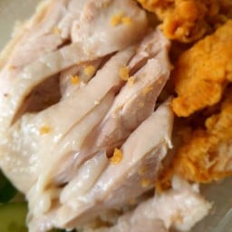 ข้าวมันไก่เจ๊ติ๋ว