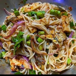 ลาบขนมจีนหมูสับ