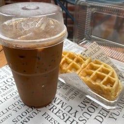 ชา กาแฟ วาฟเฟิลนมสด