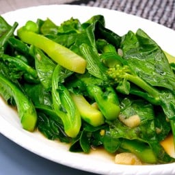 คะน้าฮ่องกงผัดน้ำมันหอย