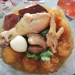 กระเพาะปลาใส่ไข่+ขาไก่+น่องไก่+ตับ