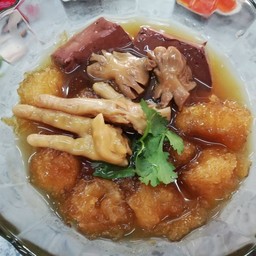 กระเพาะปลากึ๋น+ขาไก่