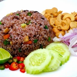 ข้าวผัดหนำเลี้ยบมังสวิรัติ