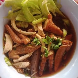 ก๋วยเตี๋ยวไก่&ข้าวมันไก่ซอย9(เจ้าเก่า) ไทยธานีซอย9