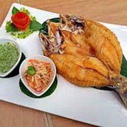 ปลากระพงทอดน้ำปลา