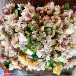 ข้าวผัดแหนม