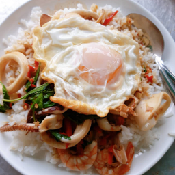 หมูชี้นผัดพริกหยวก