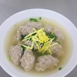 หมูลวกพร้อมน้ำซุป