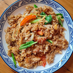 ข้าวผัดไข่ใส่หมู