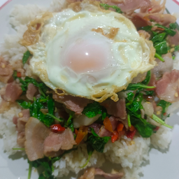 พริกแกงเผ็ดหมูสามชั้น