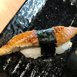 ซูชิปลาไหลญี่ปุ่น