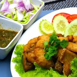 ปลากะพงทอดน้ำปลา