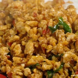 ข้าวไข่คั่ว