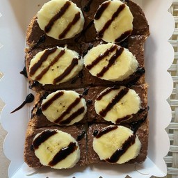 ขนมปังปิ้งแผ่นใหญ่ นูเทลล่า+กล้วยหอม