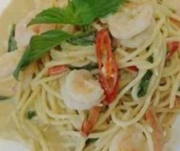 สปาเก็ตตี้เขียวหวานกุ้ง