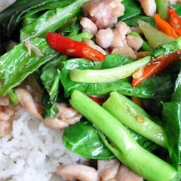 คะน้าไก่ราดข้าว