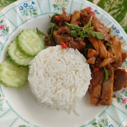 ขัาวกะเพราไก่ย่าง