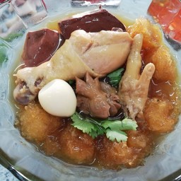 กระเพาะปลาใส่ไข่+ขาไก่+น่องไก่+กึ๋น