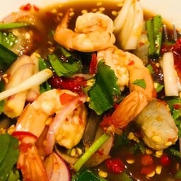 ยำกุ้งลวก