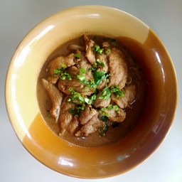 ก๋วยเตี๋ยวเรือน้ำตกหมูสดอย่างเดียว
