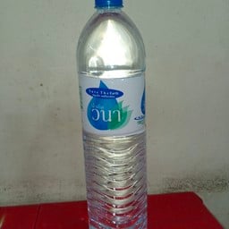 น้ำเปล่า 1ลิตรครึ่ง