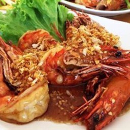 กุ้งแม่น้ำซอสมะขามกับข้าว