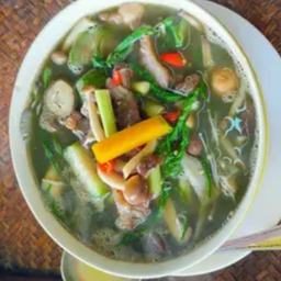 แกงหน่อไม้สด(แกงเปรอะ)