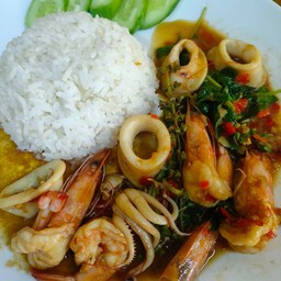 ข้าวกะเพราทะเล