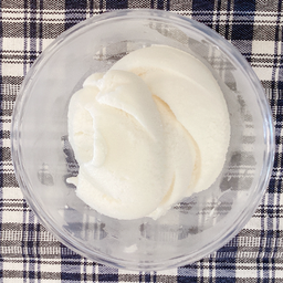 ไอติมนมสด