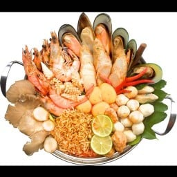 ร้านเครื่องเส้น ก๋วยเตี๋ยวเย็นตาโฟ ต้มยำ สาขานาคนิวาส