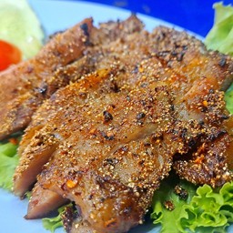 หมูร้องไห้