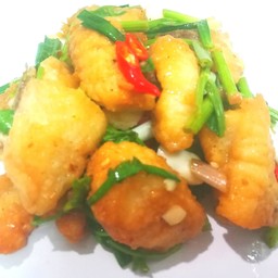 ปลาผัดขึ้นฉ่าย(กับข้าว)