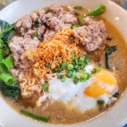 มาม่าหมูสับ