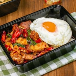 ข้าวกะเพราไซส์..อร่อยเฉย Size S ฟรีไข่ดาว