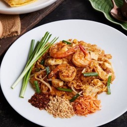 ผัดไทเส้นจันท์กุ้ง.