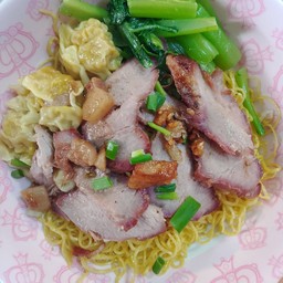 บะหมี่เกี๊ยวแห้ง หมูแดง