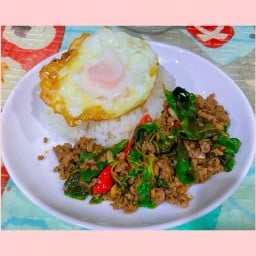 กะเพราน้องจันทร์🍳