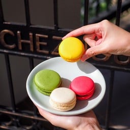 มาการอง