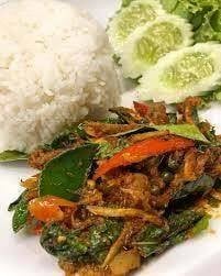 ผัดฉ่าหมู่ป่าราดข้าว