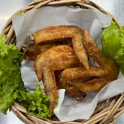 ปีกไก่ทอดเกลือ