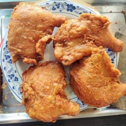 ไก่ทอดนัมเบอร์วันหาดใหญ่ (สาขา ป่าตอง) ป่าตอง