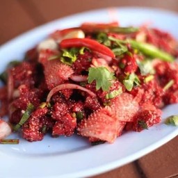 ก้อยเนื้อมะนาว (ดิบ)