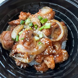 ข้าวหน้าหมูซอสเกาหลี ฉ่ำๆจุใจ